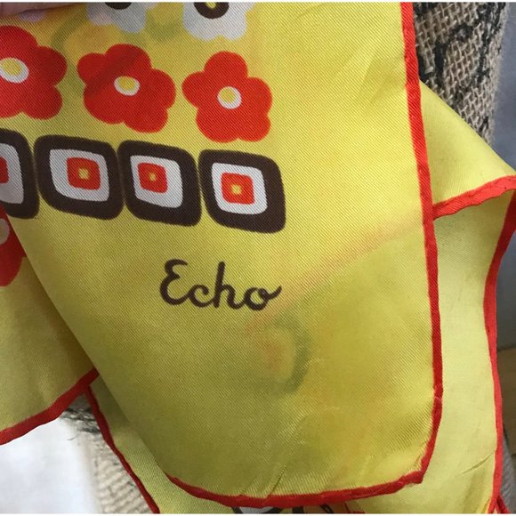 Vintage Echo Yellow Flower Power  100% Silk Scarf - Picture 4 of 6